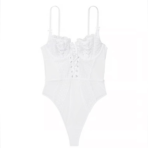 Victoria Secret Wicked Unlined Lace-Up Teddy - Picture 4 of 5